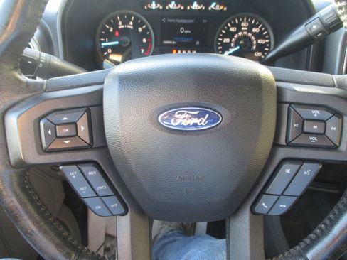 Used 2020 Ford F150 XLT w/ Equipment Group 302A Luxury image 21