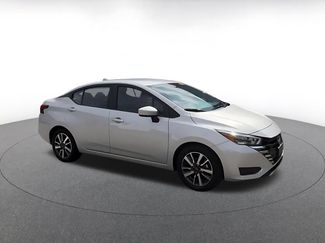 Used 2025 Nissan Versa SV FWD video 2