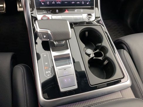 Used 2025 Audi SQ7 Premium Plus w/ Executive Package image 26