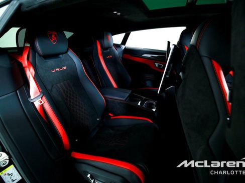 Used 2023 Lamborghini Urus S AWD/4WD image 27