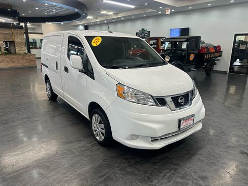 Used 2020 Nissan NV200 SV image 3