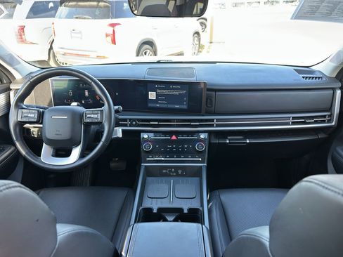 Used 2024 Hyundai Santa Fe SEL image 11