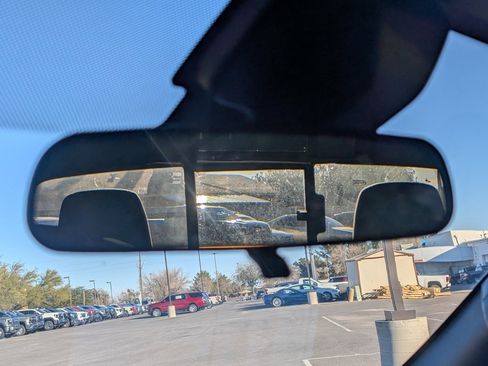 Used 2025 Nissan Frontier PRO-4X w/ Black Accent Package image 20