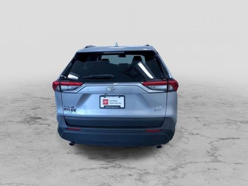 Certified 2025 Toyota RAV4 LE AWD/4WD image 8