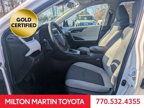 Certified 2024 Toyota RAV4 XLE image 20