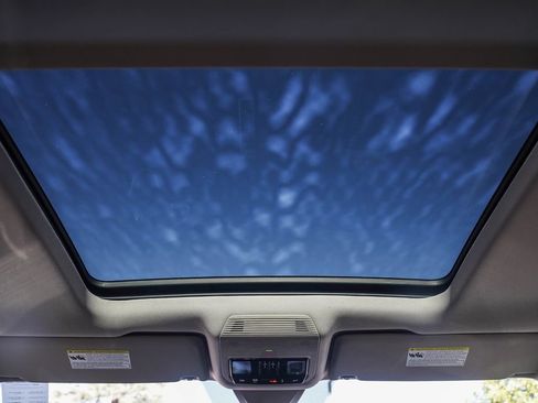 New 2026 Volkswagen Atlas SEL Premium R-Line image 23