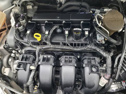 Used 2016 Ford Focus SE FWD image 30