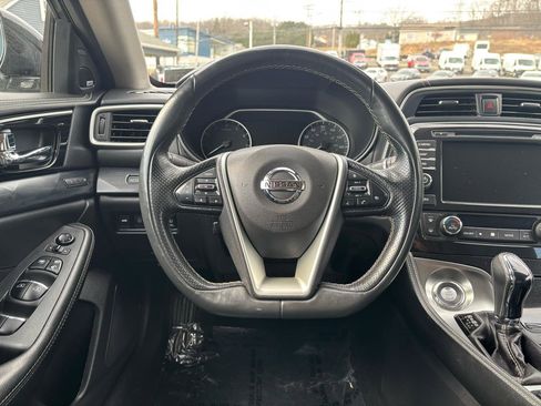 Used 2020 Nissan Maxima Platinum w/ Sport Mat Group image 21