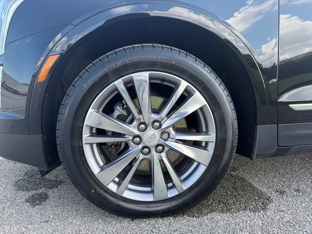 Certified 2024 Cadillac XT5 Premium Luxury AWD/4WD image 14