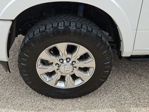 Used 2024 RAM 2500 Limited AWD/4WD image 12