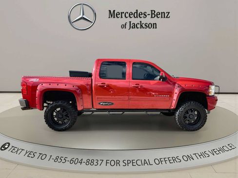 Used 2013 Chevrolet Silverado 1500 LT w/ All-Star Edition AWD/4WD image 9