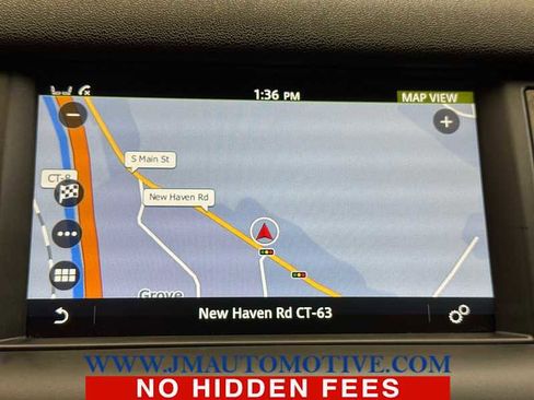 Used 2019 Land Rover Discovery Sport HSE Luxury image 26