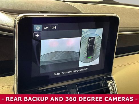 Used 2019 Lincoln Navigator Reserve AWD/4WD image 14