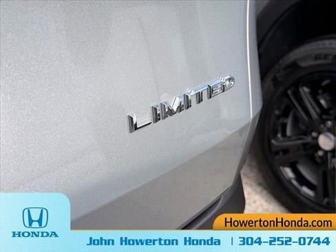 Used 2024 Toyota Grand Highlander Limited AWD/4WD image 30