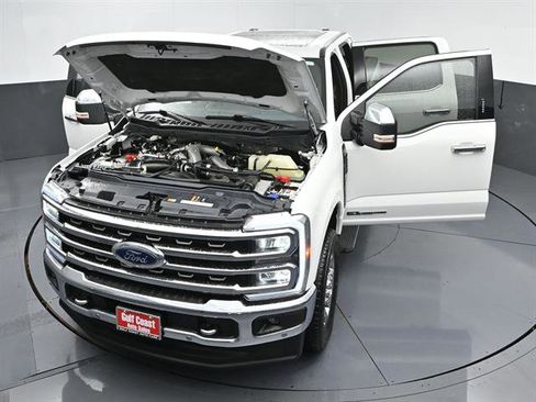 Used 2024 Ford F250 King Ranch w/ Chrome Package AWD/4WD image 52