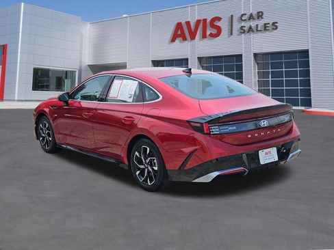 Used 2025 Hyundai Sonata SEL FWD image 3