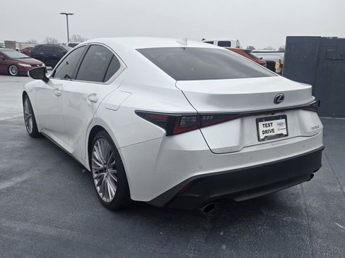 Used 2025 Lexus IS 300 300 image 4