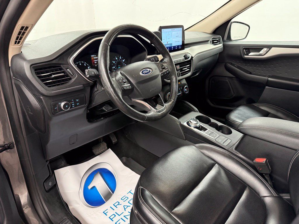 Used 2020 Ford Escape SEL FWD image 10