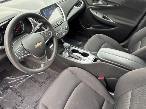 Used 2024 Chevrolet Malibu LT image 10