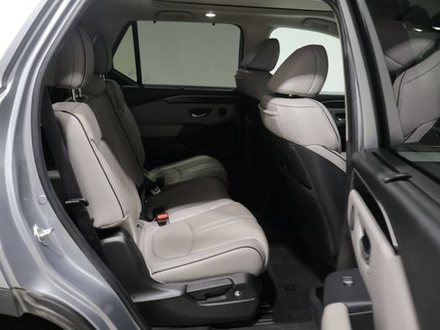 Used 2023 Honda Pilot Elite image 20