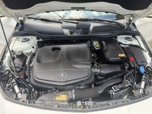 Used 2015 Mercedes-Benz CLA 250 image 8