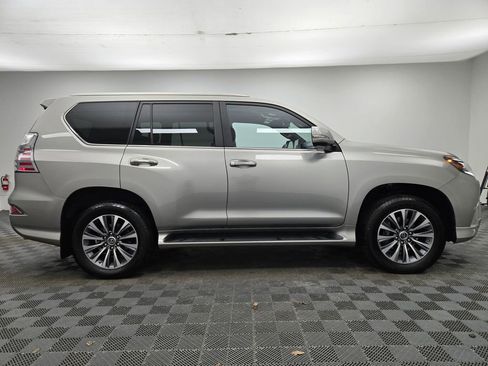 Used 2022 Lexus GX 460 Luxury image 16