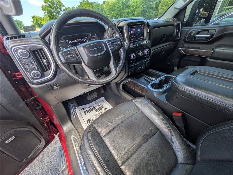 Used 2020 GMC Sierra 3500 Denali w/ Denali Ultimate Package AWD/4WD image 18