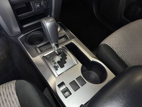Used 2021 Toyota 4Runner SR5 AWD/4WD image 18