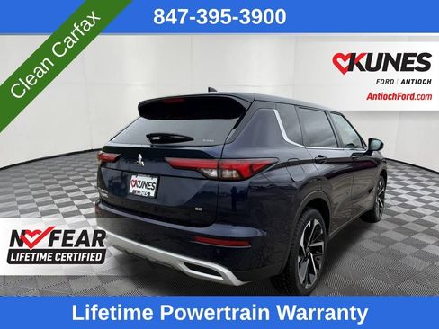 Used 2024 Mitsubishi Outlander SE image 3