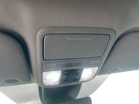 Used 2024 Honda Odyssey EX-L image 20