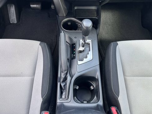 Used 2016 Toyota RAV4 XLE AWD/4WD image 18