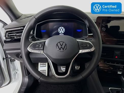 Certified 2025 Volkswagen Jetta Sport image 12