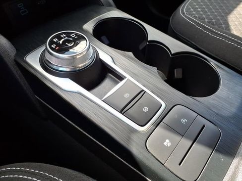 Certified 2023 Ford Escape Active AWD/4WD image 23