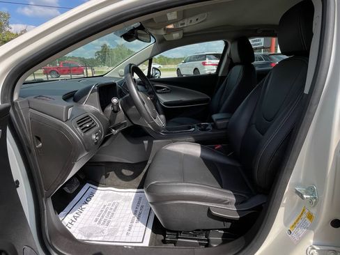 Used 2014 Chevrolet Volt Premium w/ Premium Trim Package FWD image 18