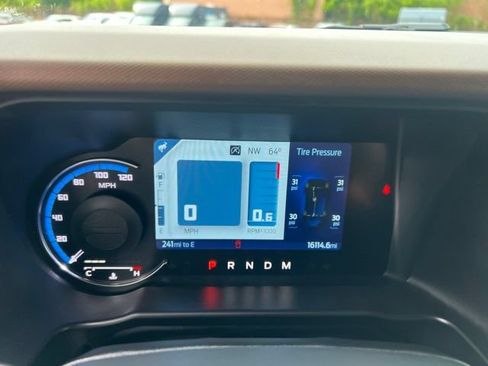 Used 2023 Ford Bronco Outer Banks AWD/4WD image 24