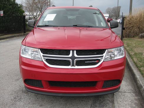 Used 2016 Dodge Journey SE w/ Flexible Seating Group image 2
