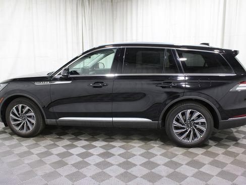 New 2026 Lincoln Aviator 2WD image 34