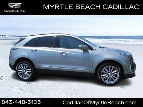 Used 2023 Cadillac XT5 Sportv w/ Technology Package AWD/4WD image 2