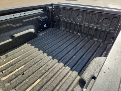 Used 2023 Ford Maverick Lariat w/ Lariat Luxury Package image 8