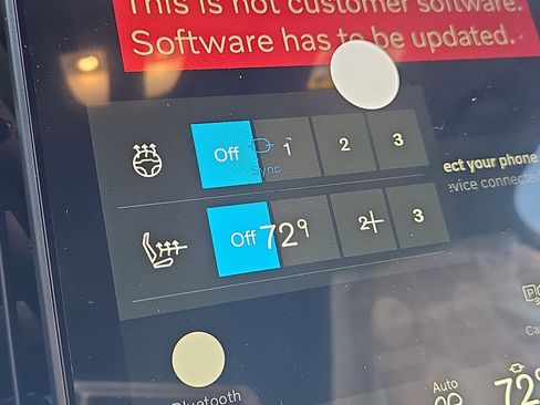 New 2026 Volvo XC90 B6 Plus w/ Protection Package Premier image 10