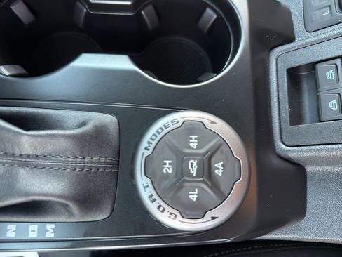 New 2025 Ford Bronco Badlands w/ Sasquatch Package image 16