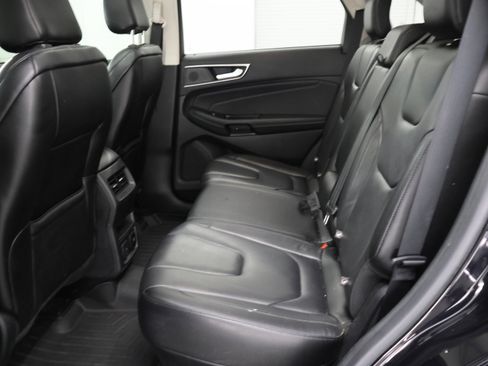 Used 2020 Ford Edge Titanium w/ Class II Trailer Tow Package AWD/4WD image 36