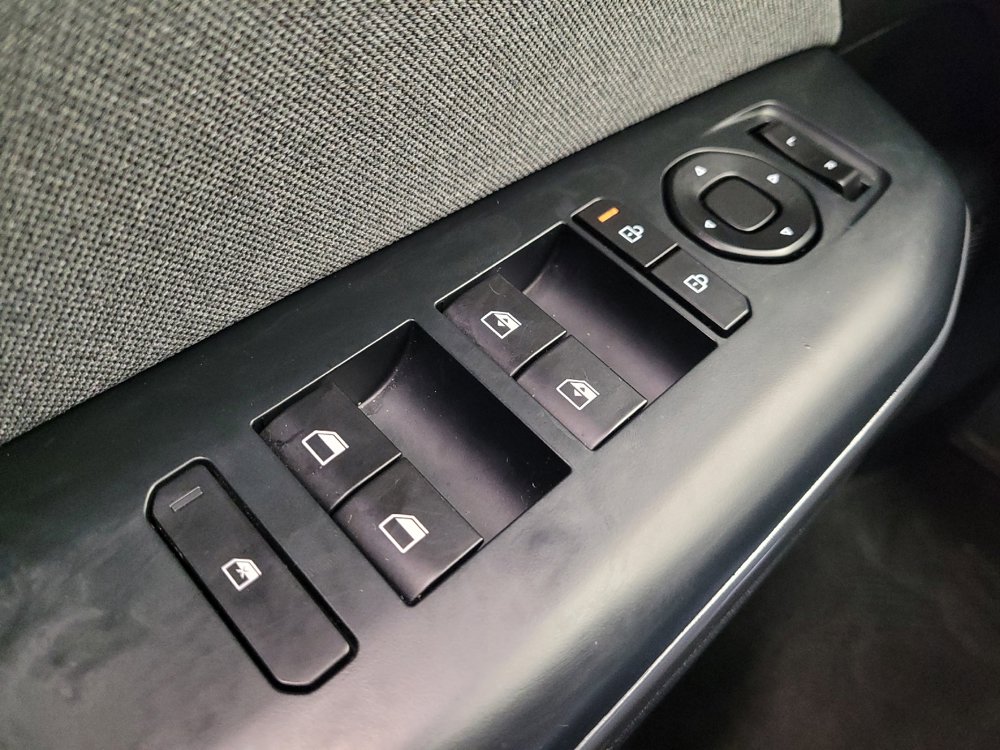 Used 2025 Kia K4 EX FWD image 27