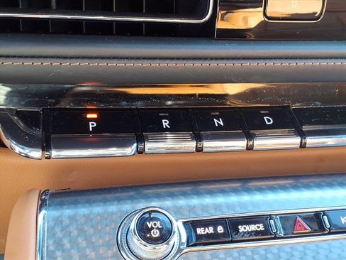 Used 2023 Lincoln Aviator Black Label image 26