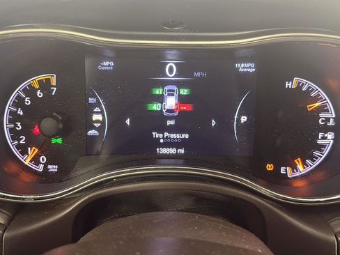 Used 2015 Jeep Grand Cherokee Overland AWD/4WD image 18