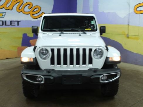 Used 2019 Jeep Wrangler Unlimited Sahara w/ Uconnect 4C Nav & Sound Group image 3