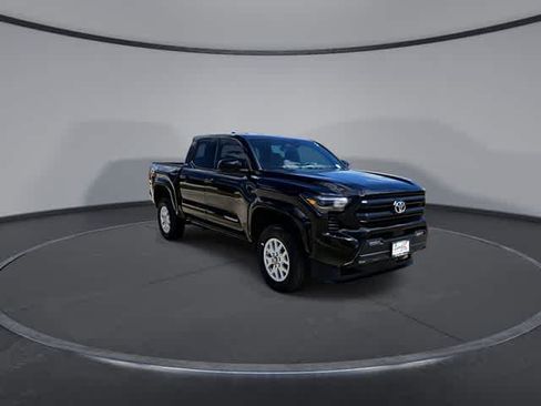 Used 2026 Toyota Tacoma SR5 RWD image 2