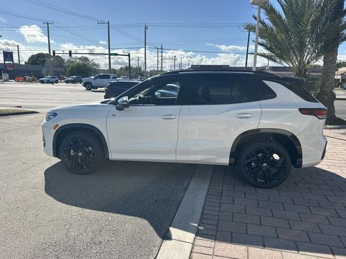 New 2026 Volkswagen Tiguan SE R-Line image 11