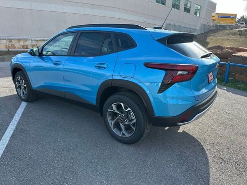 New 2026 Chevrolet Trax LT image 3