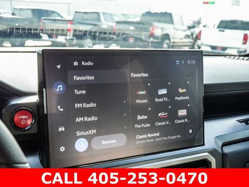 Used 2025 Toyota Tacoma TRD Off-Road AWD/4WD image 38